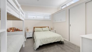 2 bedrooms