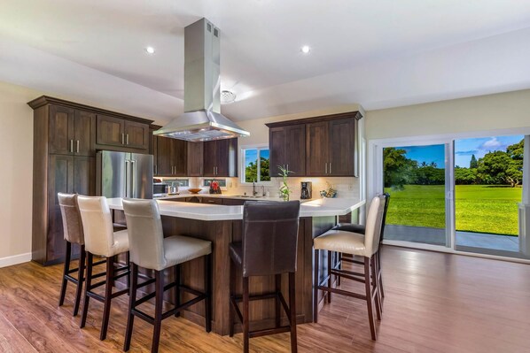 Fridge, microwave, oven, stovetop - Reduced DEC Rate! 4 Bdrm A/C Home Near Golf & Beaches (Princeville)