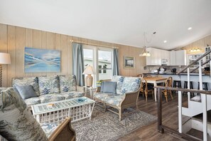 Tv, dvd-afspiller, bøger