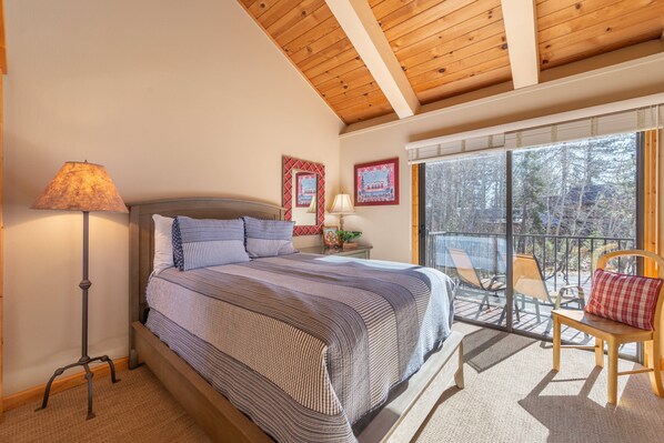 4 bedrooms, free WiFi, bed sheets