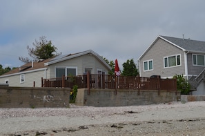 Exterior - Family Friendly Beach side Fun (Fairhaven)