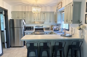 Fridge, microwave, oven, stovetop - On Jockey Ridge State Park + Hot Tub & Center of OBX (Nags Head)