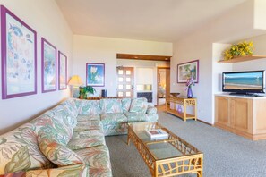 TV, DVD player, stereo - Reduced Rates! Fabulous ocean and coastal view villa, with a lanai you may never want to leave! (Lahaina)