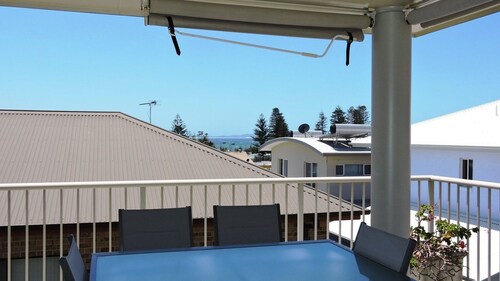 Oceans 12 @ Crescent Head