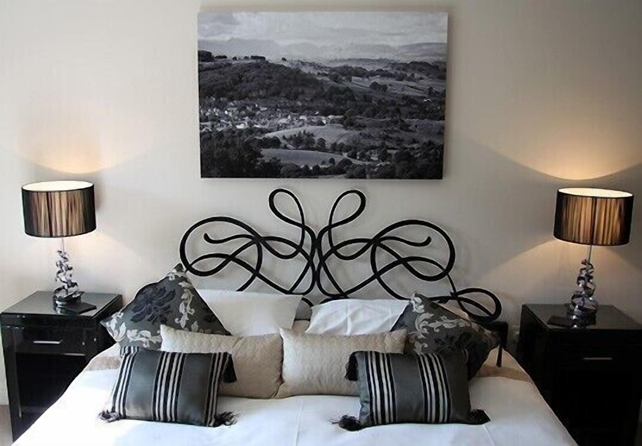 2 bedrooms, iron/ironing board, travel cot, WiFi