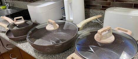 Fridge, microwave, stovetop, electric kettle