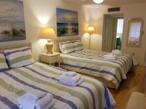 2 habitaciones, tabla de planchar con plancha y wifi gratis