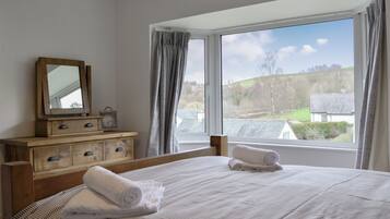 3 habitaciones, wifi gratis y ropa de cama