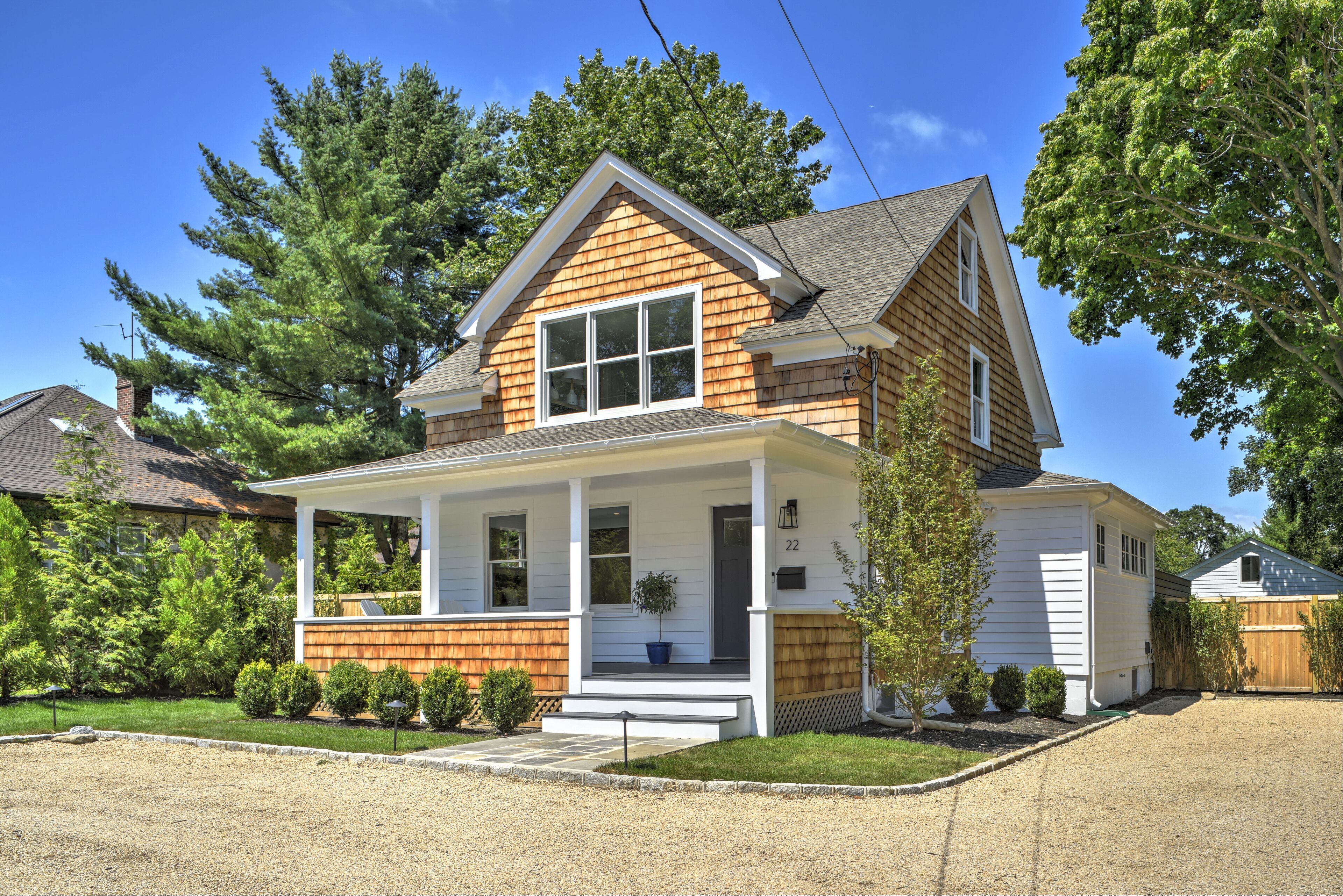 Recent Renovated Designer Home Near East Hampton Village, Huge Yard and Pool