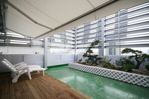 ห้องรอยัลสวีท | ลานระเบียง/นอกชาน