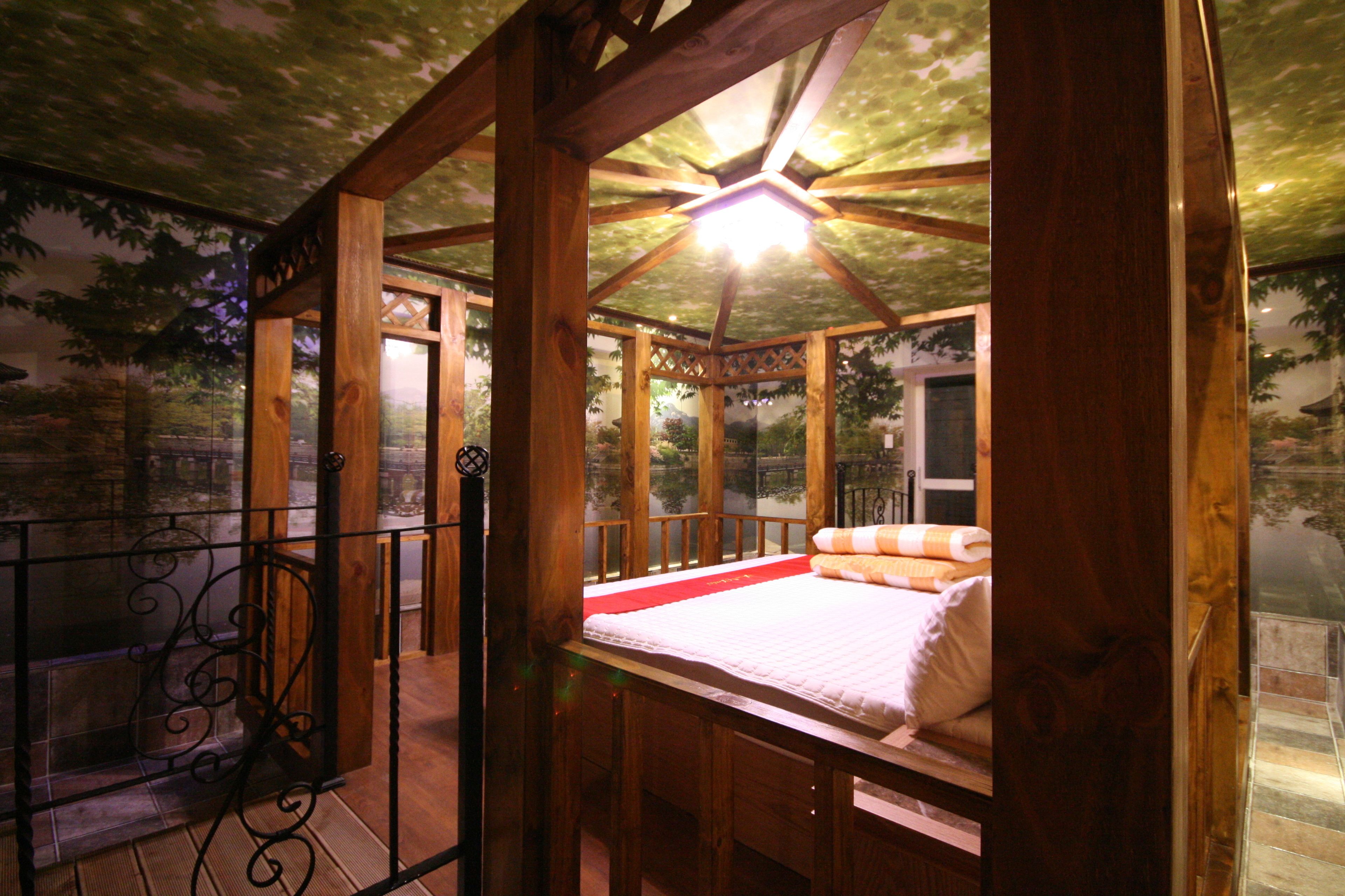 royal suite | free wifi