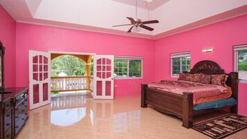 7 bedrooms, in-room safe, iron/ironing board, free WiFi