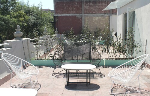 Habitación privada económica a 10 minutos del centro.