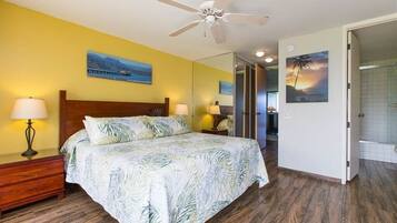 4 bedrooms, iron/ironing board, WiFi (free), bed sheets