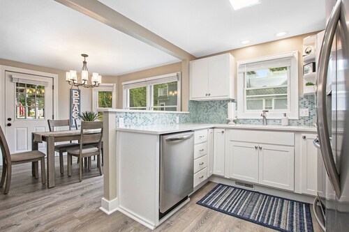 Updated Downtown Retreat, Main Unit