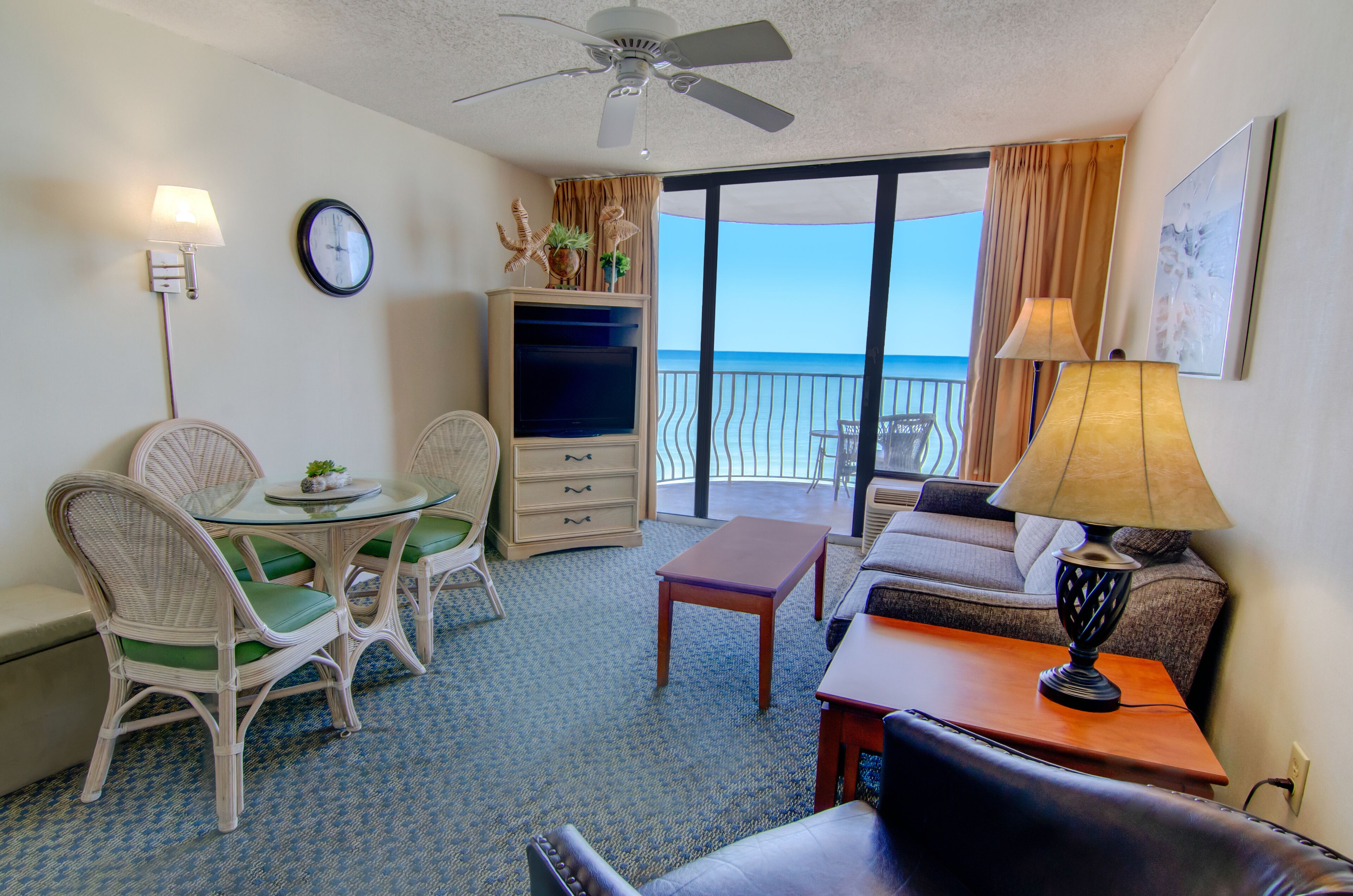 1 Bedroom Oceanfront Condo w/ Amazing View + Official On-Site Rental Privileges