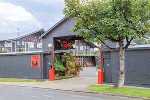 Fachada de la propiedad