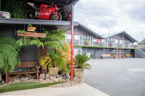 Exterior - Kookaburra Ski Lodge (Jindabyne)