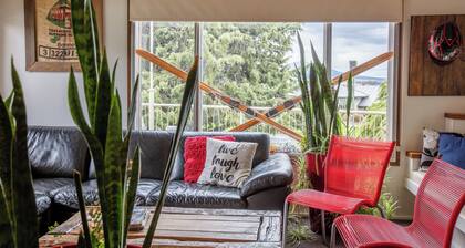 Kookaburra Ski Lodge