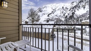 Uklassifisert bilde, 2 av 32, knapp