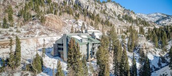 Hellgate E: 2 BR / 2 BA leilighet i Alta, soveplass til 4