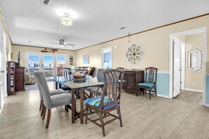 Dining - Out of the Blue: Classic, Dog-friendly, Ocean View Beach Cottage with Fenced Yar (Oak Island)