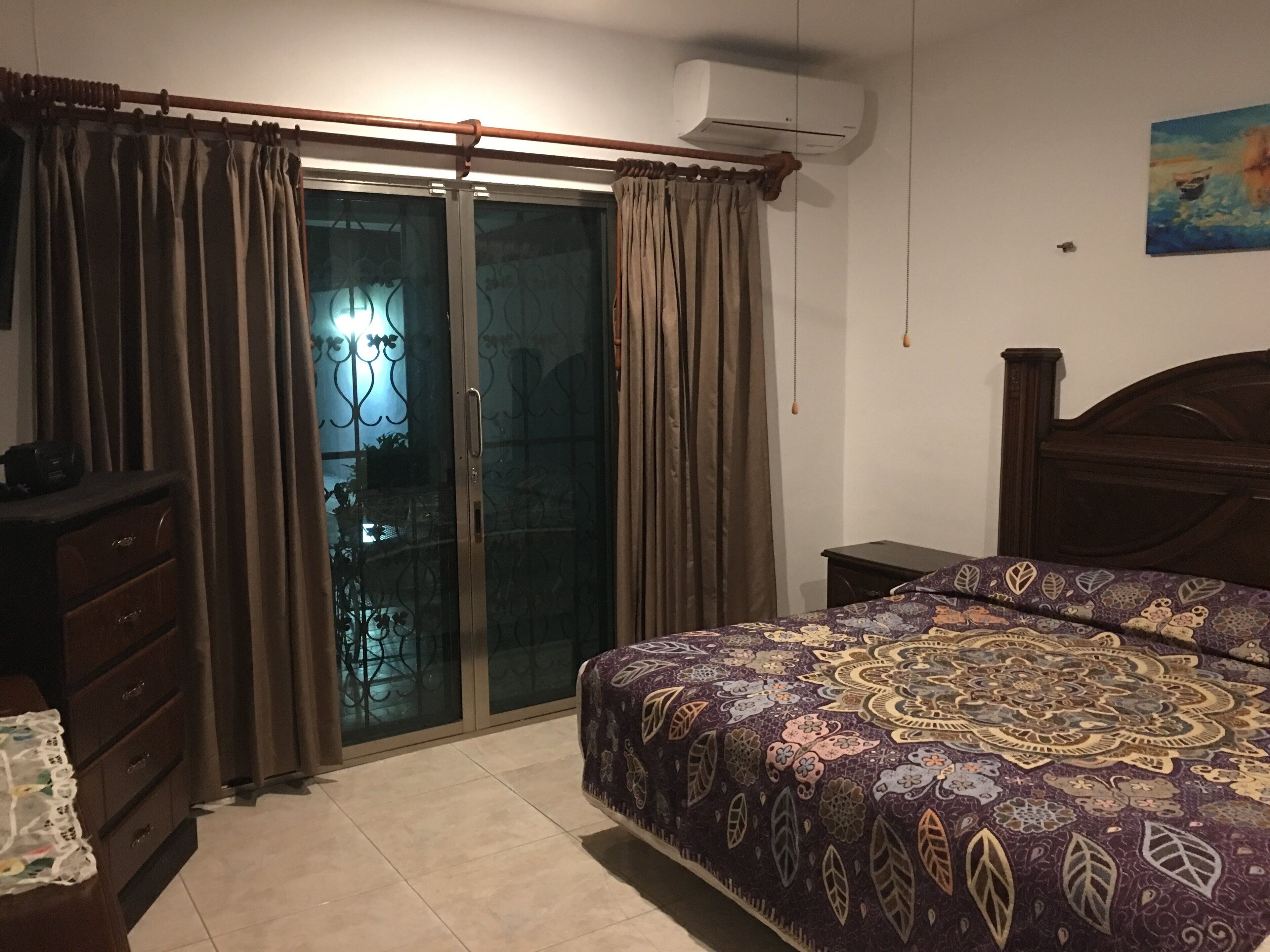 2 soverom, safe på rommet, strykejern/-brett og wi-fi