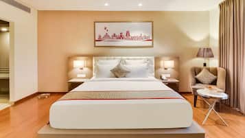 In-room safe, desk, laptop workspace, soundproofing