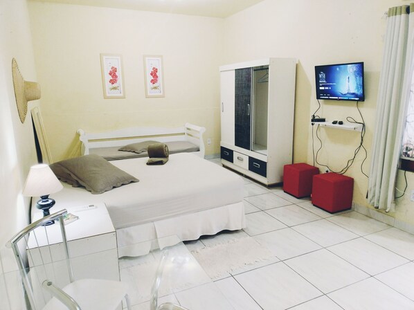 1 Schlafzimmer, Bügeleisen/Bügelbrett, kostenloses WLAN, Bettwäsche