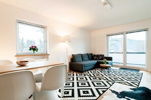 Imagen sin descripción, 3 de 16, botón