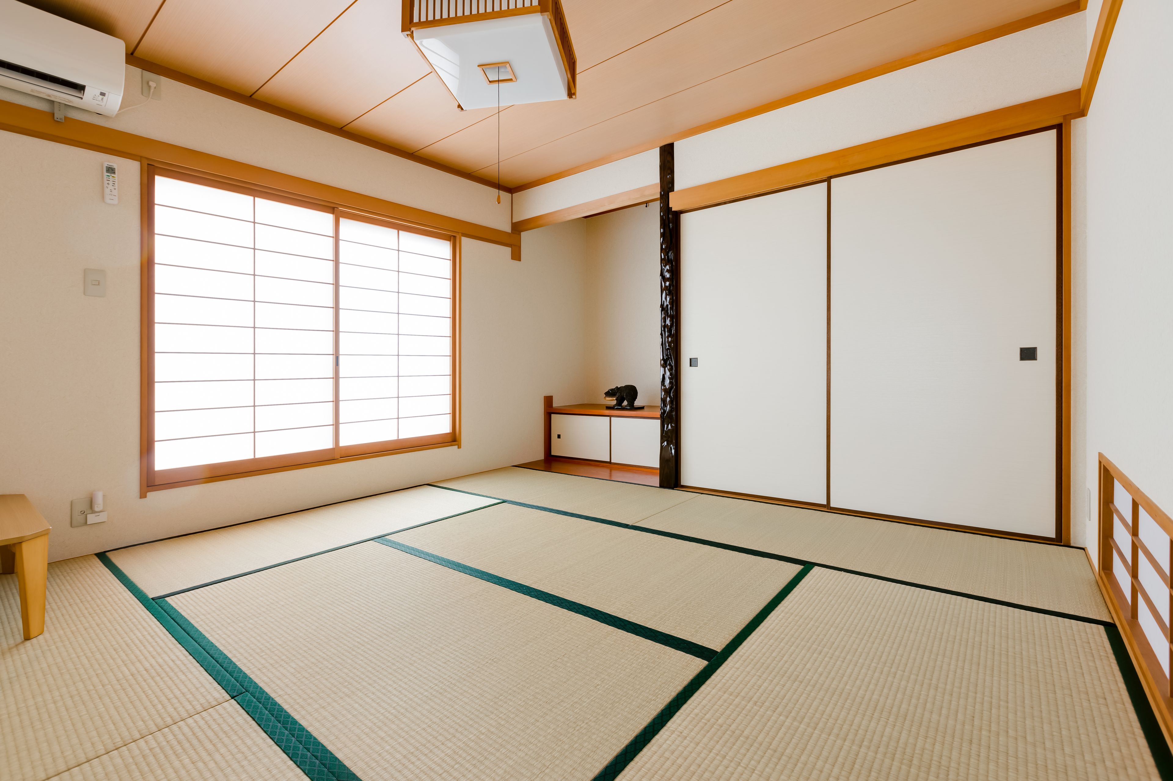 免费 WiFi、床单