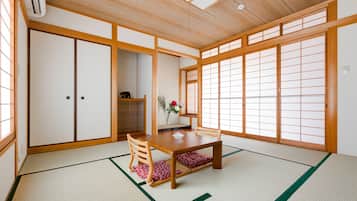 传统客房, 公共浴室 (Japanese Style, 5 People) | 1 多间卧室、免费 WiFi、床单