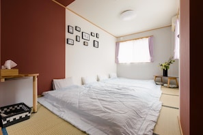Japanese Style Room, 4 People, Shared Bathroom A | 1 bedroom, blackout drapes, free WiFi, bed sheets
