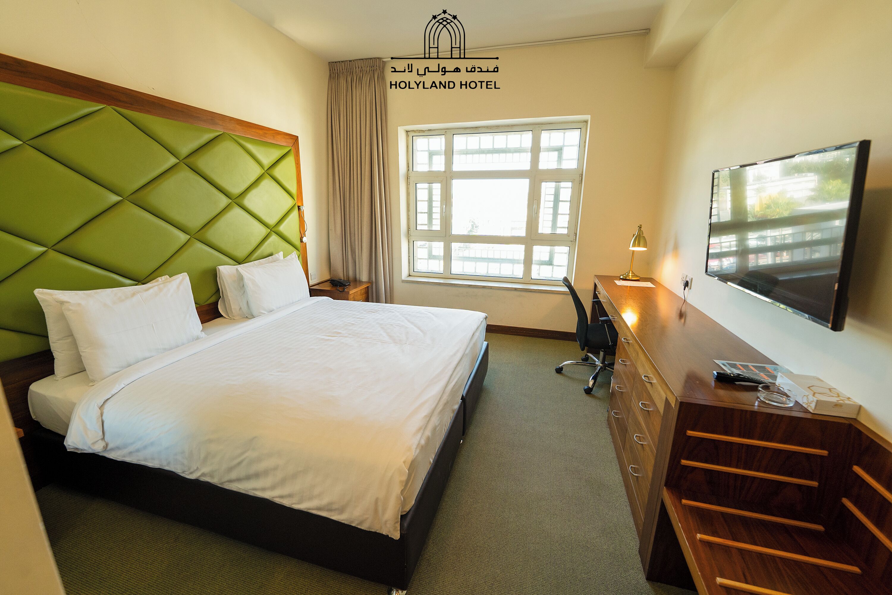 Deluxe Double or Twin Room, 1 Bedroom | Minibar, desk, laptop workspace, blackout drapes