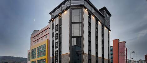 Façade de lâhĂ©bergement