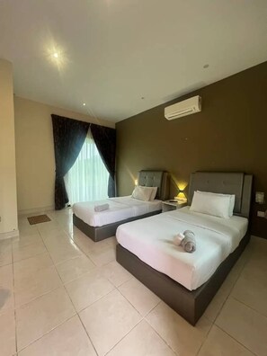 Deluxe Twin Room | Desk, soundproofing, free WiFi, bed sheets - Nahdhoh Langkawi Resort (Langkawi)