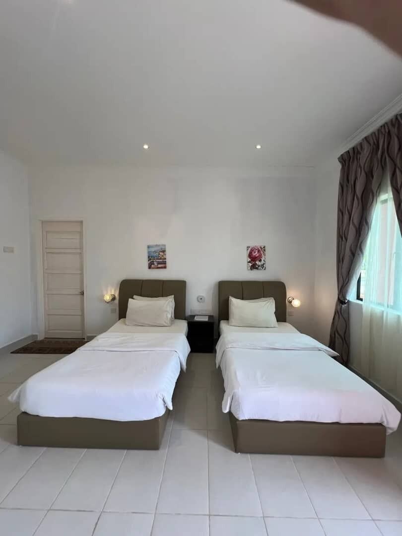 Superior Twin Room | Desk, soundproofing, free WiFi, bed sheets