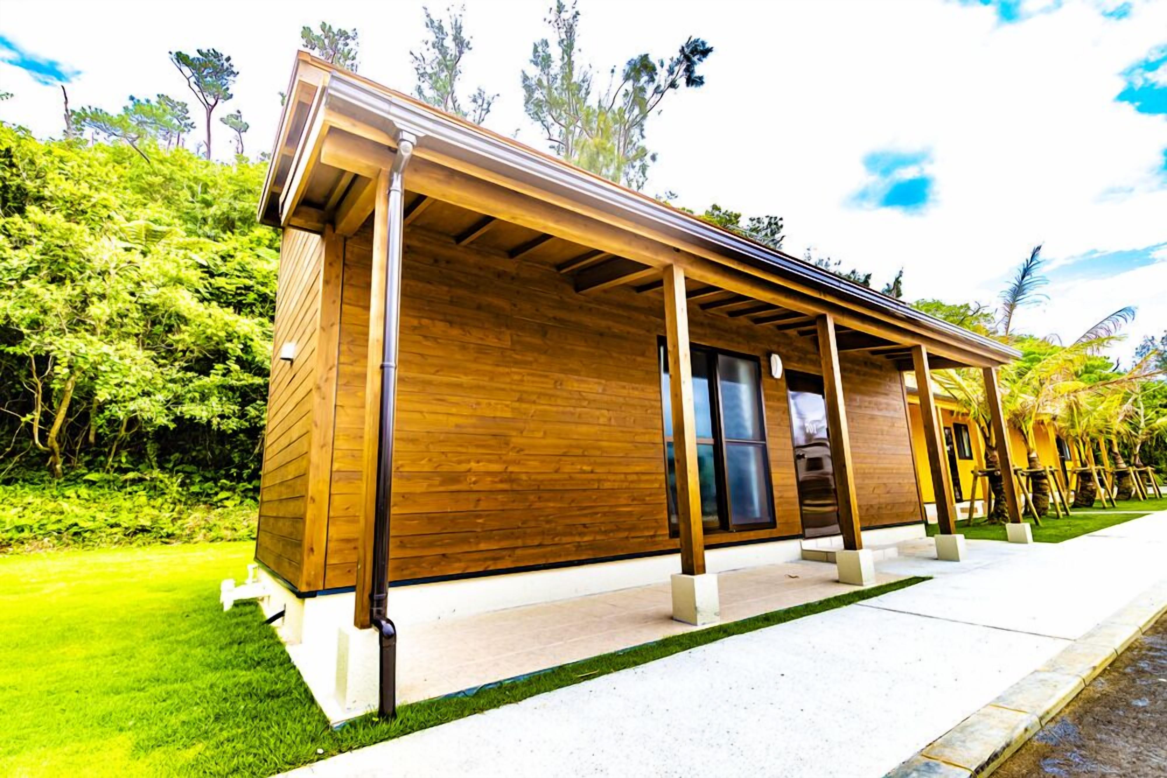 Family Cottage | Laptop workspace, free WiFi