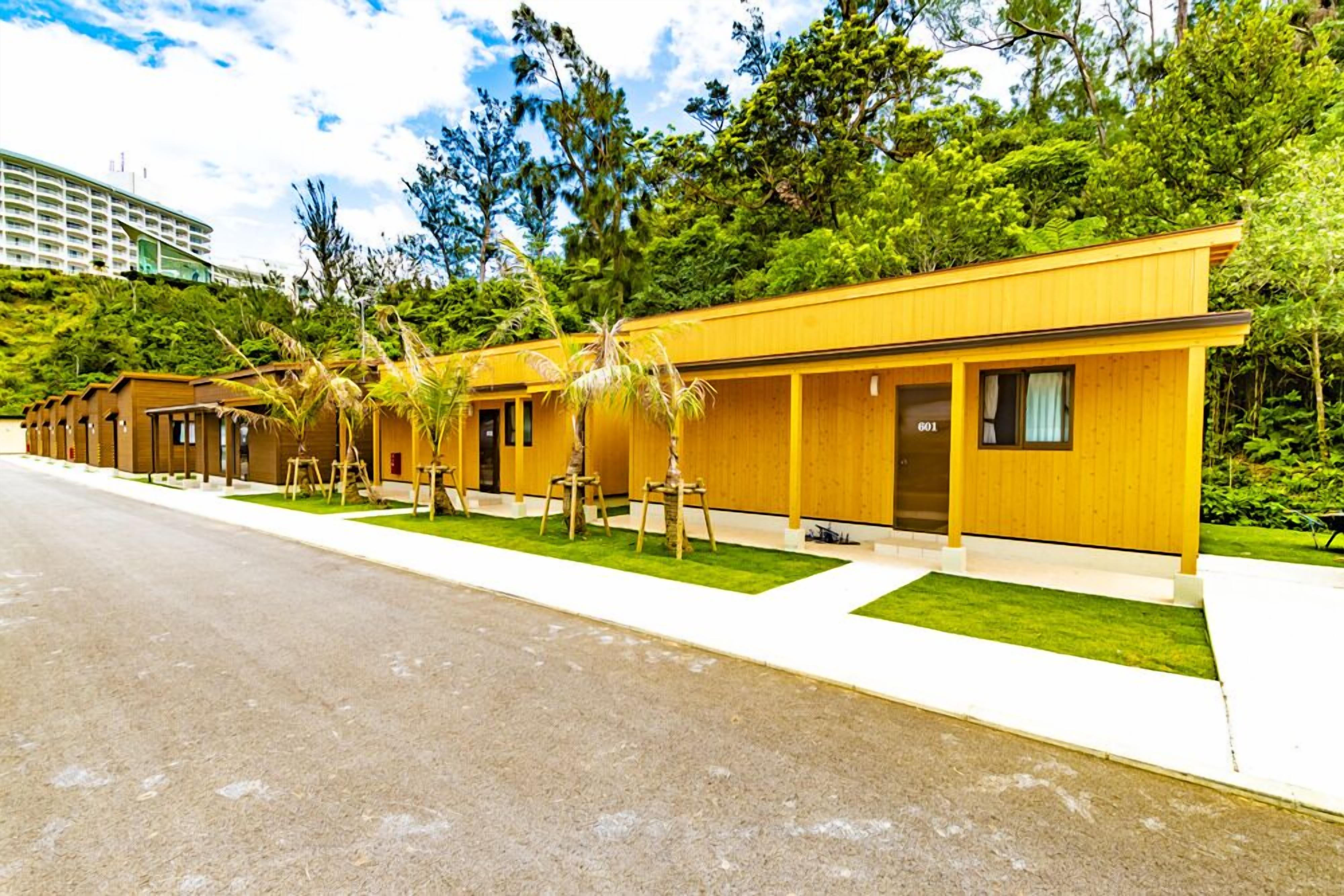 Espacio para trabajar con laptop y wifi gratis 