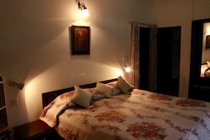 Panoramic Apartment, Multiple Beds, Hill View | 2 bedrooms, in-room safe, desk, blackout drapes