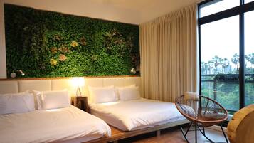 Basic Quadruple Room, 2 Double Beds, Non Smoking | Desk, bed sheets