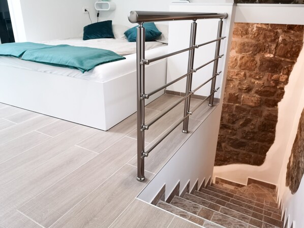 Deluxe Studio (Tartini) | Iron/ironing board, free WiFi, bed sheets