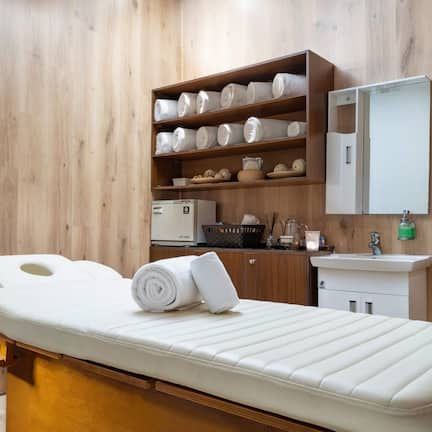 Body treatments, deep-tissue massages, Swedish massages, sports massages