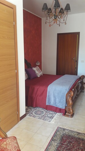 Family Room, Multiple Beds | 1 bedroom, free WiFi, bed sheets - Milazzo Port Big Rooms (Milazzo)