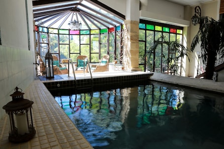 Indoor pool, outdoor pool, sun loungers