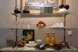 Desayuno continental incluido todos los días 