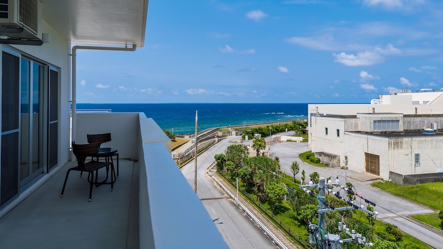 MINATO Chatan Seaside Condominium