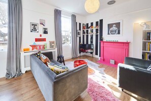 Luxury Apartment, Multiple Beds | Living area | Smart TV, video-game console, DVD player