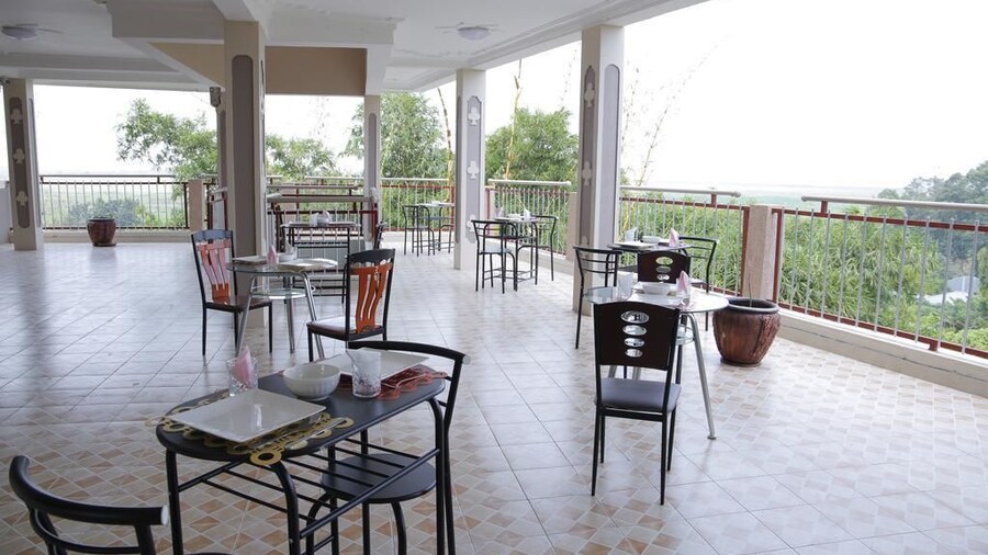 Crystal Hotel Apartments Entebbe