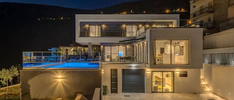 Front of property - evening/night